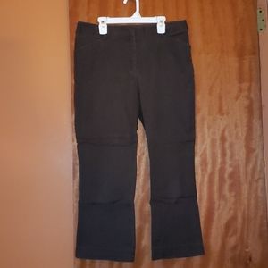 🔷️$8/ea OR 3/$20🔷️Brown Capris Great for Work